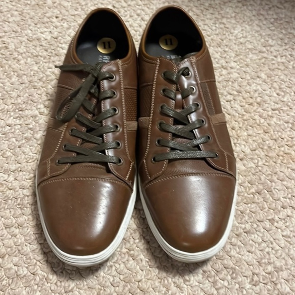 Men’s Size 11 Kenneth Cole Reaction Leather Dress Shoes, size 11